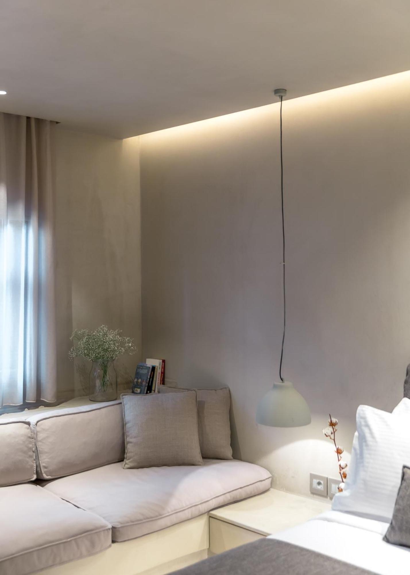 Omm Inn إسكيشير المظهر الخارجي الصورة